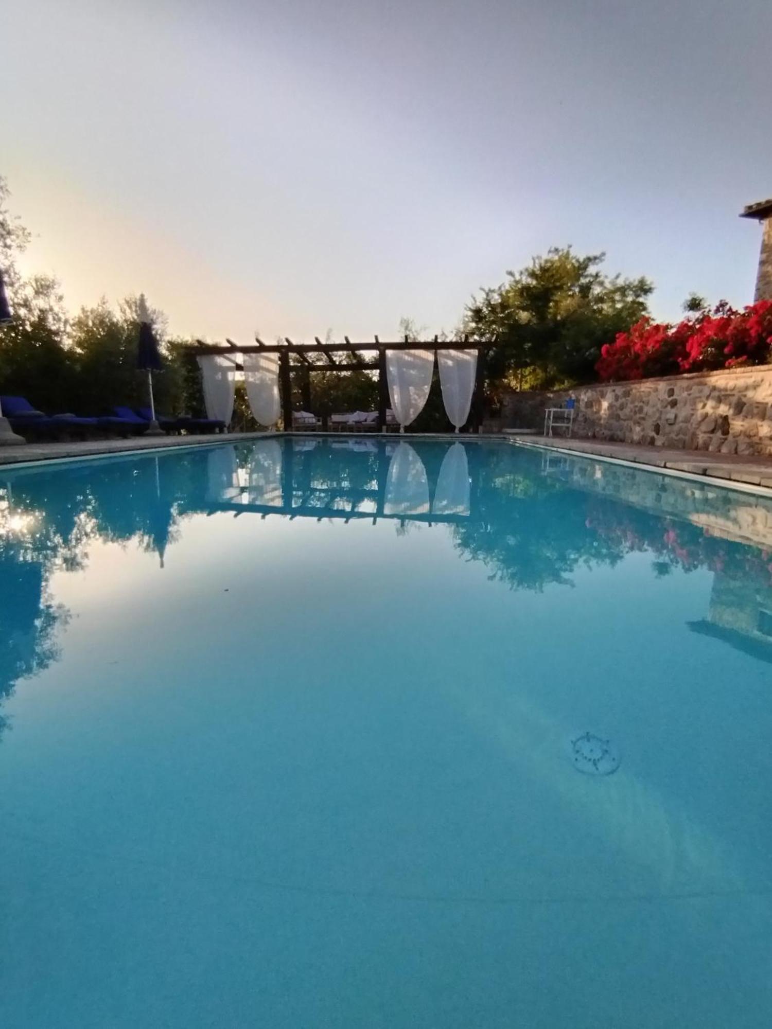 Agriturismo Podere Campaini Volterra Exterior photo