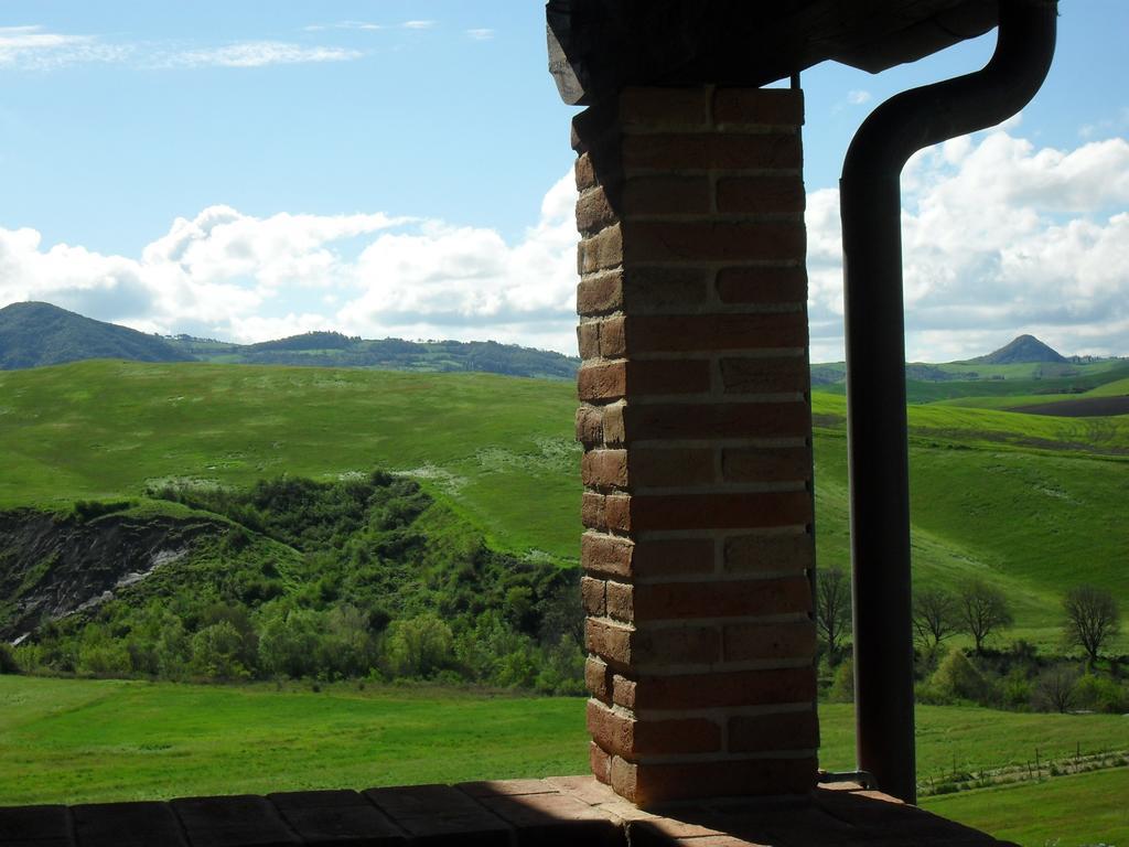 Agriturismo Podere Campaini Volterra Exterior photo