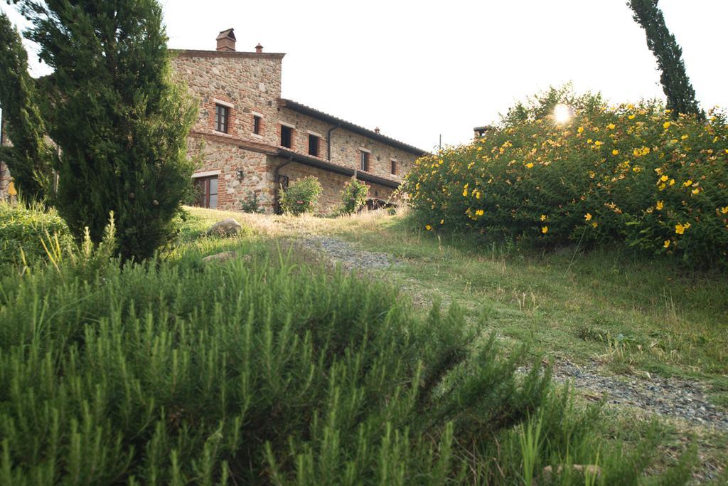 Agriturismo Podere Campaini Volterra Exterior photo