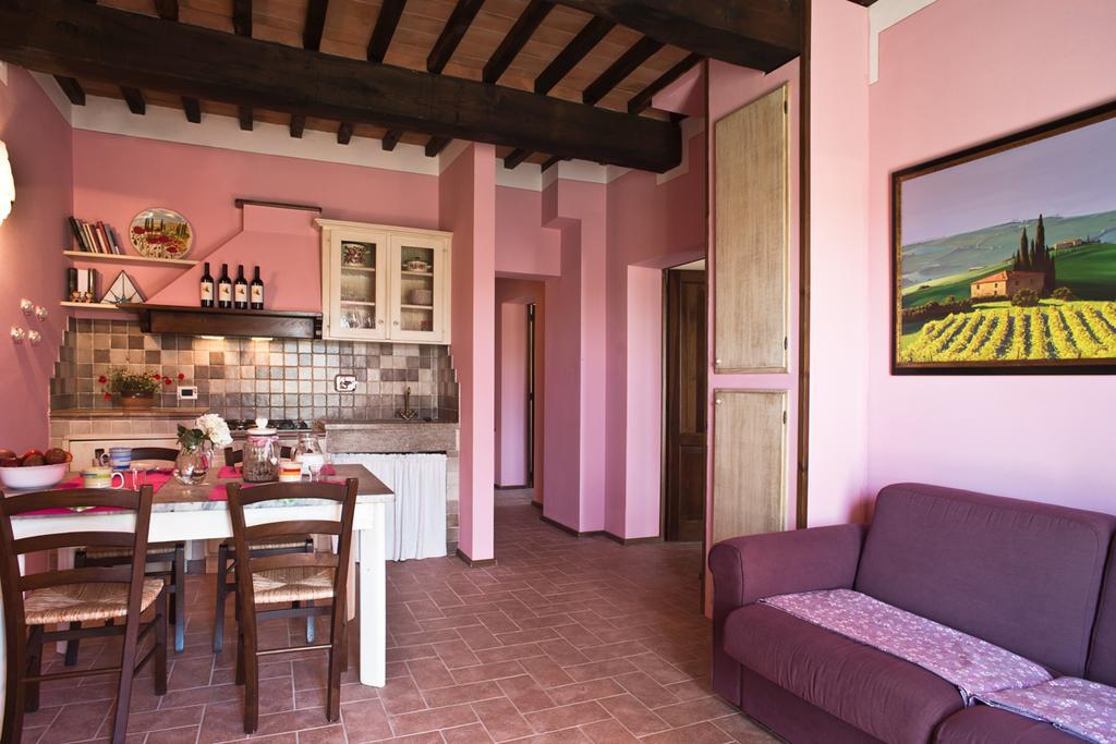 Agriturismo Podere Campaini Volterra Exterior photo