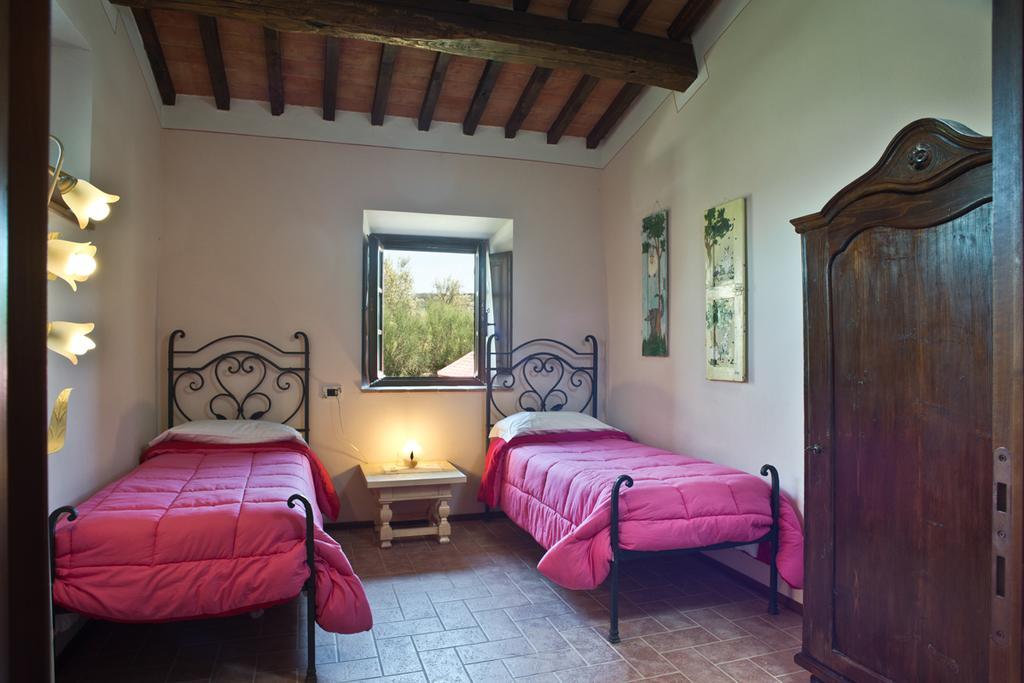 Agriturismo Podere Campaini Volterra Exterior photo