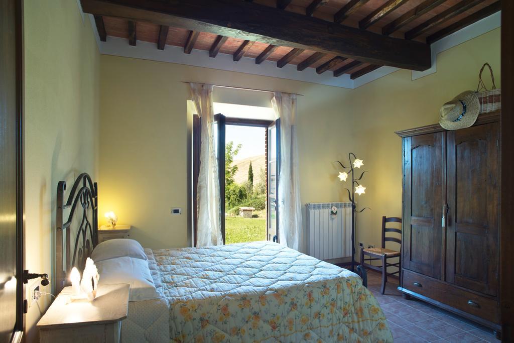 Agriturismo Podere Campaini Volterra Exterior photo