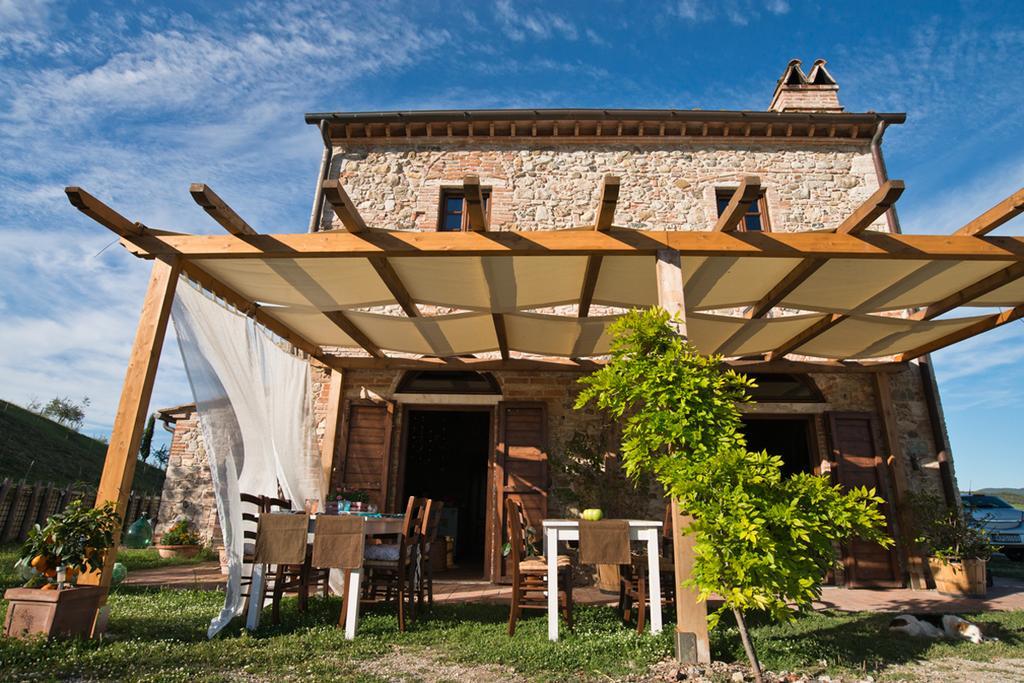 Agriturismo Podere Campaini Volterra Exterior photo