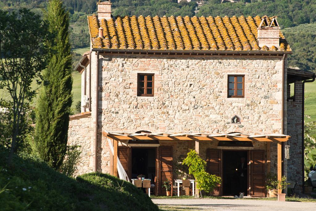 Agriturismo Podere Campaini Volterra Exterior photo