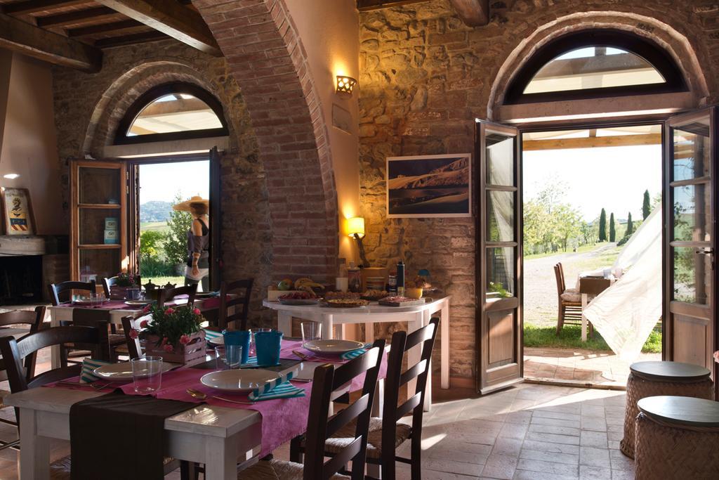 Agriturismo Podere Campaini Volterra Exterior photo